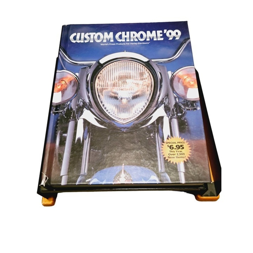 1999 Harley Davidson Custom‎ Parts & Accessories Catalogue  Hard Cover